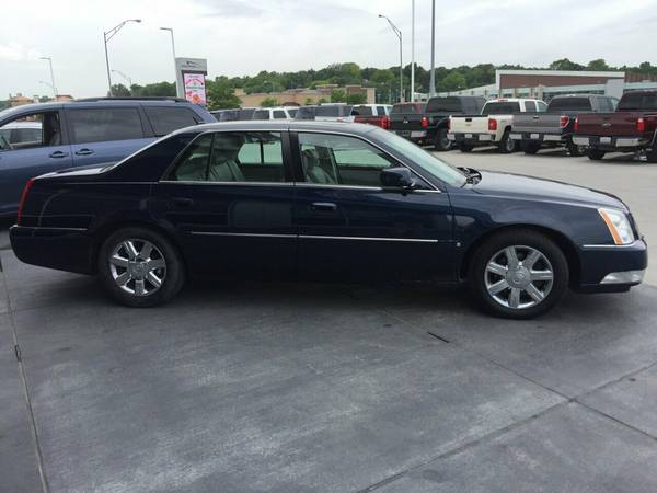 2006 *Cadillac* *DTS* *Base Trim* Blue Chip for sale in Omaha, NE – photo 9