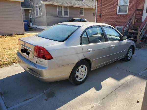 2002 Honda Civic LX - cars & trucks - by owner - vehicle automotive... for sale in Lincoln, NE – photo 2