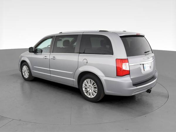 2015 Chrysler Town and Country Limited Minivan 4D van Gray - FINANCE... for sale in Houston, TX – photo 7