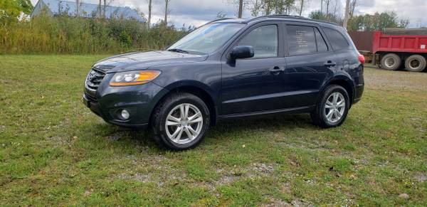 2010 sante fe only 98k for sale in Brewerton, NY