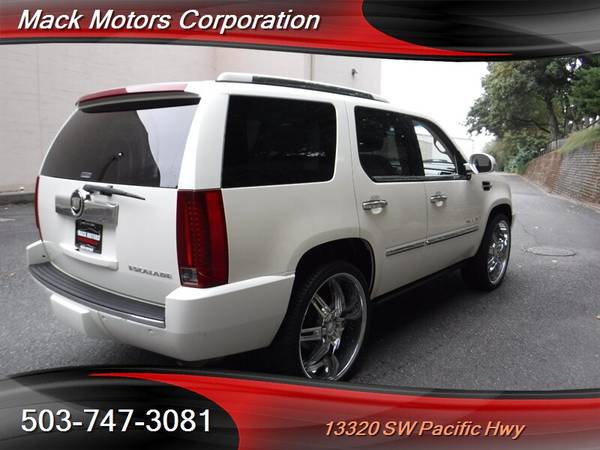 2007 Cadillac Escalade 26" Giovanna Wheels Leather Moon Roof Navi DVD for sale in Tigard, OR – photo 7