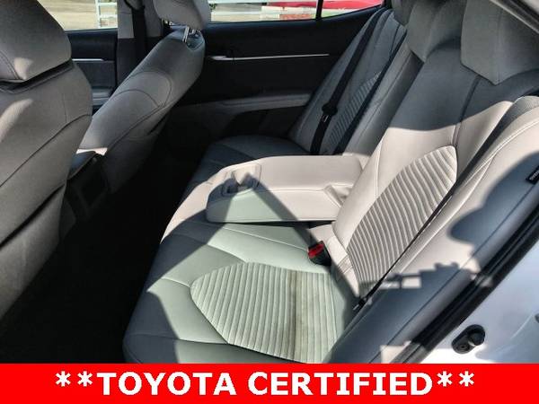 2018 Toyota Camry SE for sale in Westmont, IL – photo 18