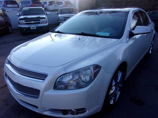 2010 Chevrolet Malibu, LTZ, Nicest leather seats! NICER GAS MILEAGE! for sale in Colorado Springs, CO – photo 3