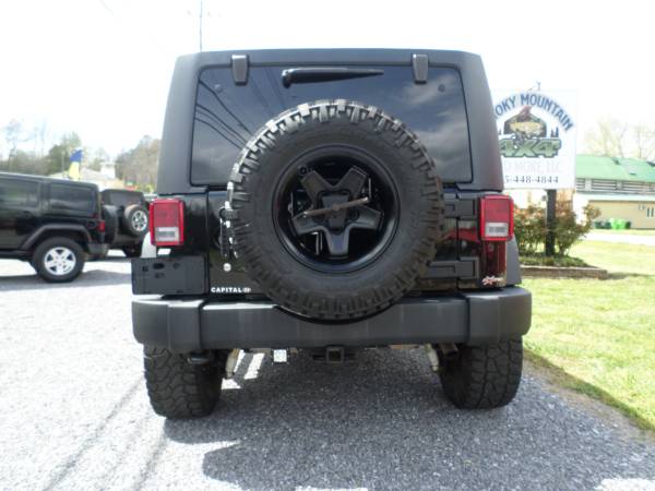 2012 Jeep Wrangler Unlimited - - by dealer - vehicle for sale in Townsend, TN – photo 4