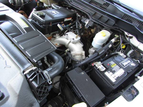 2011 Dodge Ram 3500 2dr Reg Cab SLT 6 SPEED MANUAL CUMMINS 6.7 DIESEL! for sale in Huntsville, AL – photo 13