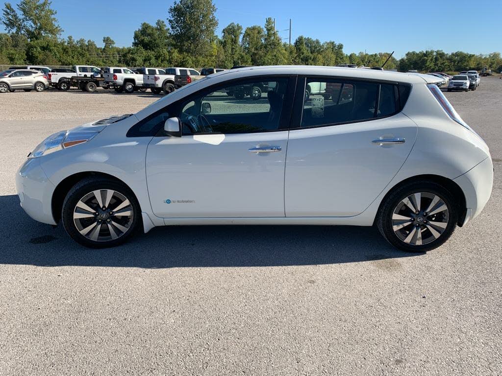 2016 Nissan LEAF SV for sale in Maryland Heights, MO – photo 2