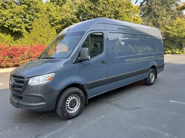 2019 Mercedes-Benz Sprinter 2500 Diesel Cargo Van 170 WB only 37k for sale in Other, OR – photo 4