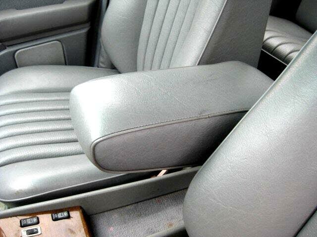 1990 Mercedes-Benz 300-Class 4 Dr 300D Turbodiesel Sedan for sale in Crestwood, KY – photo 25