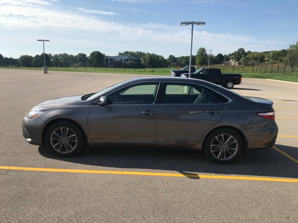 2017 Toyota Camry SE for sale in Dubuque, IA – photo 2