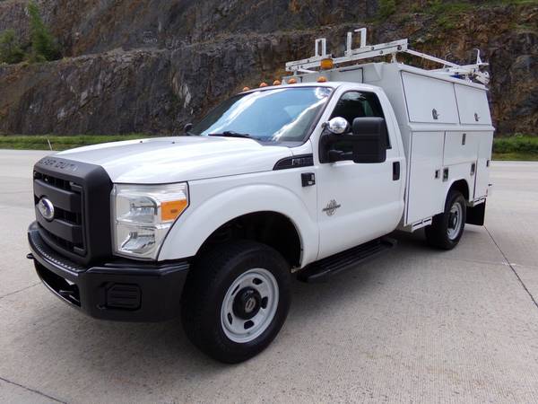 2011 Ford F350 SD Diesel/4x4 9' Enclosed Service Truck for sale in Burlington, WV