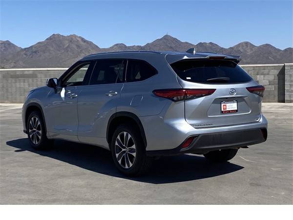 Used 2020 Toyota Highlander XLE/11, 111 below Retail! - cars & for sale in Scottsdale, AZ – photo 6