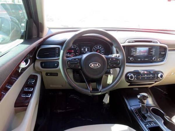2016 Kia Sorento LX V6 AWD -FINANCING FOR ALL!! BAD CREDIT OK!! -... for sale in Albuquerque, NM – photo 3