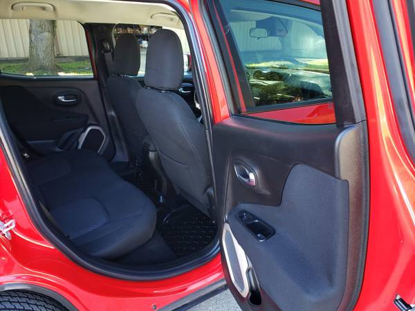 2016 JEEP RENEGADE LATITUDE for sale in South Houston, TX – photo 17