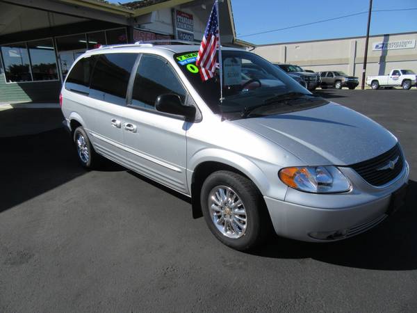 2002 Chrysler Town and Country Van Limited Loaded!!! for sale in Billings, MT – photo 2