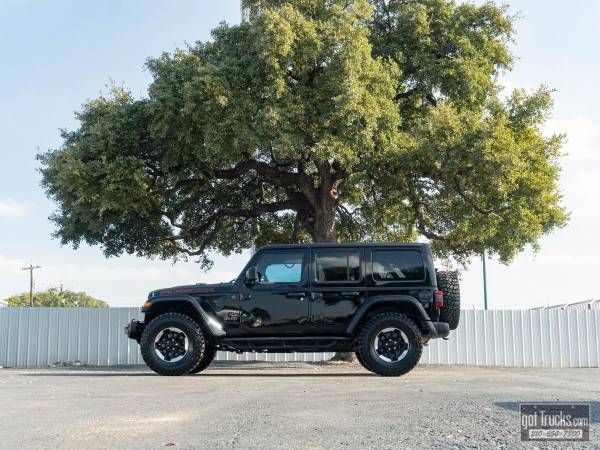 2018 Jeep Wrangler Unlimited Rubicon 4x4 - - by dealer for sale in San Antonio, TX – photo 2