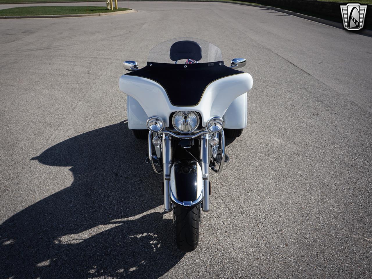 2016 Triumph Motorcycle for sale in O'Fallon, IL – photo 3