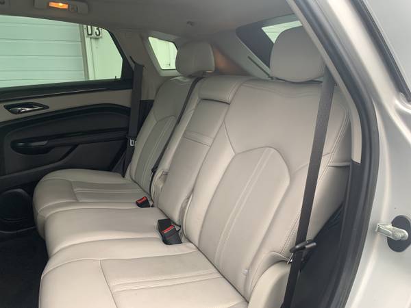2013 Cadillac SRX Luxury - - by dealer - vehicle for sale in Middleton, WI – photo 13