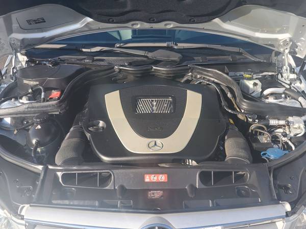 One Owner 2010 Mercedes Benz C300 - - by dealer for sale in Dracut, MA – photo 17