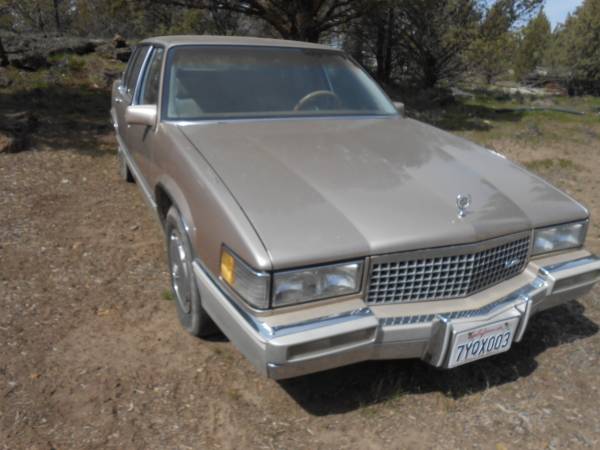 1989 Cadillac Sedan DeVille for sale in Montague, CA