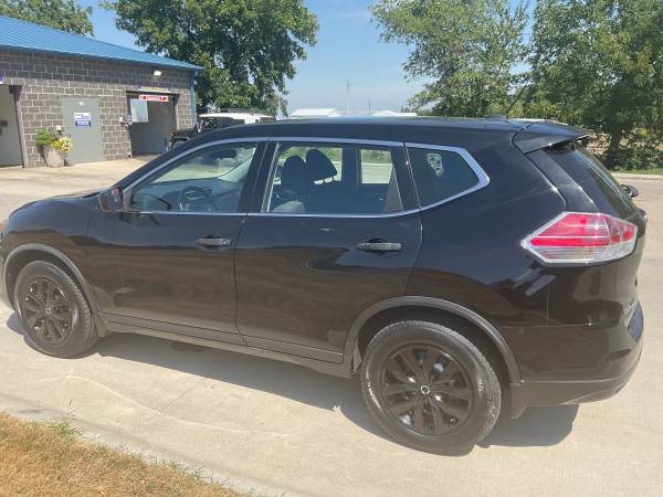 Black 2016 Nissan Rogue S AWD - - by dealer - vehicle for sale in Dallas Center, IA – photo 13