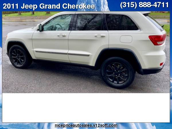 2011 Jeep Grand Cherokee 4WD 4dr Laredo for sale in new haven, NY – photo 11