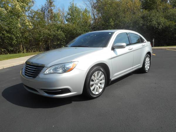 2012 CHRYSLER 200 TOURING EDITION / 1 OWNER CARFAX / NICE CAR! for sale in Highland Park, IL – photo 7