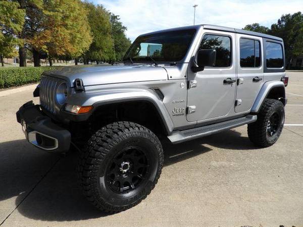 2020 Jeep Wrangler Unlimited Sahara NEW LIFT/CUSTOM WHEELS AND TIRES for sale in Plano, TX – photo 3