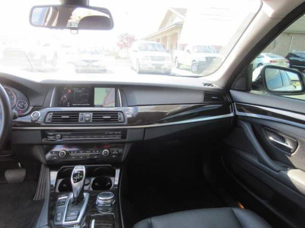 2016 BMW 528xi - - by dealer - vehicle automotive sale for sale in Farmington, IL – photo 16