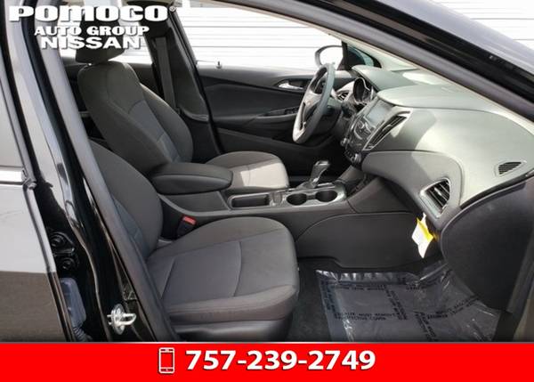 2018 Chevrolet Cruze FWD 4D Sedan / Sedan LT for sale in Hampton, VA – photo 6
