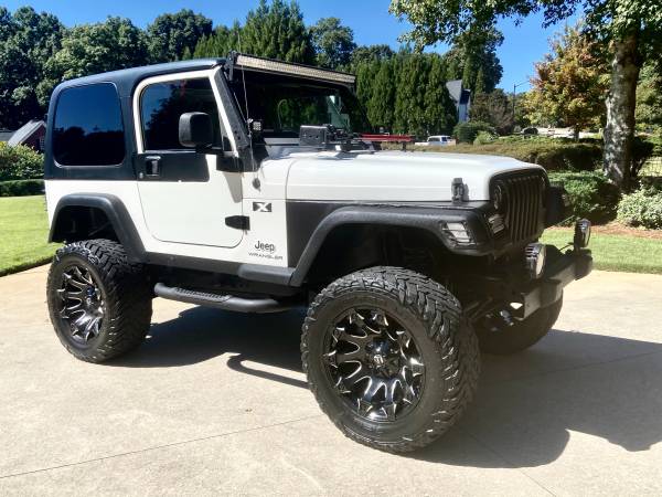 2004 Jeep Wrangler X 4WD - - by dealer - vehicle for sale in Gainesville, GA – photo 19