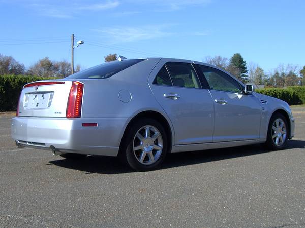► 2009 CADILLAC STS - IMMACULATE LUXURY SEDAN with ONLY 42k MILES... for sale in East Windsor, NY – photo 3