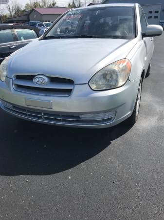 2010 Hyundai Accent for sale in Sanborn, NY