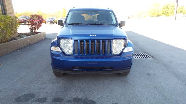 2010 JEEP LIBERTY 4X4 - cars & trucks - by dealer - vehicle... for sale in Lima, OH – photo 3