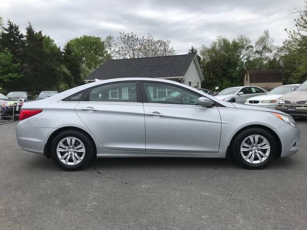 2011 Hyundai Sonata GLS ((AS LOW AS $500 DOWN)) for sale in Inwood, WV – photo 6