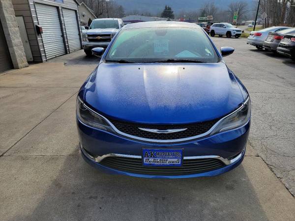 2015 Chrysler 200 Limited 4dr Sedan EVERYONE IS APPROVED! - cars & for sale in Vandergrift, PA – photo 3