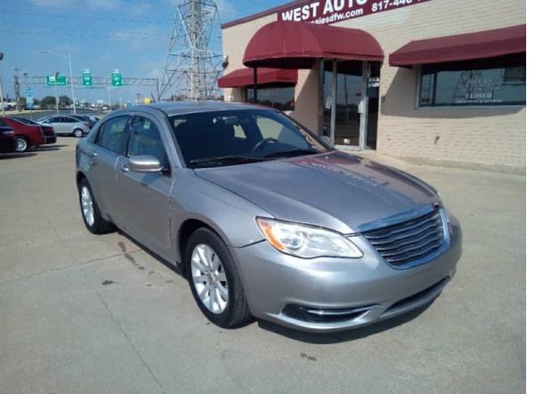 2013 Chrysler 200 4dr Sdn Touring 4500 Cash Cash / Finance for sale in Fort Worth, TX – photo 2