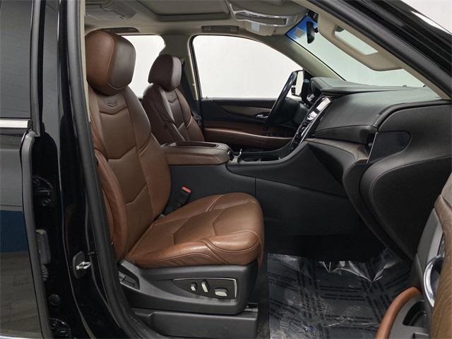 2016 Cadillac Escalade ESV Luxury for sale in Plymouth, WI – photo 35