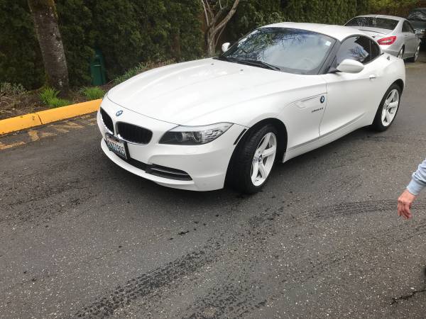 A Beautiful, Sporty BMW Z4 sDrive 30i Ready for You to Take a Spin! for sale in Redmond, WA – photo 3