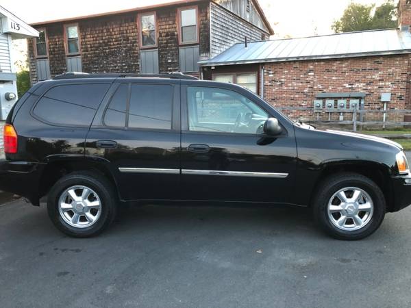 An Impressive 2008 GMC Envoy with 138,597 Miles-eastern CT for sale in Suffield, CT – photo 3