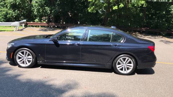 2017 BMW 750i xDrive for sale in Great Neck, NY – photo 12