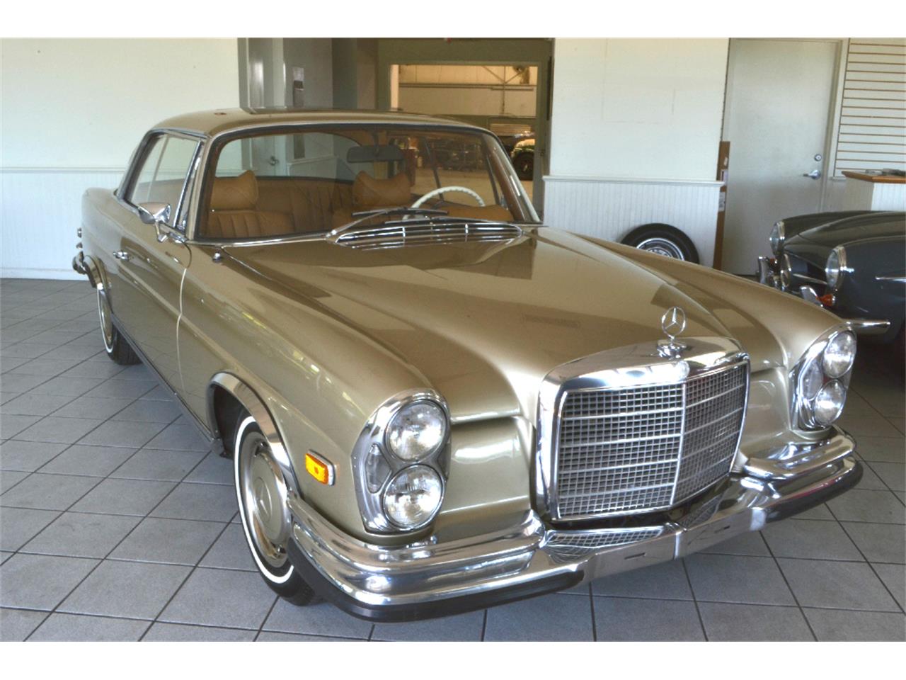 1971 Mercedes-Benz 280SE for sale in Southampton, NY – photo 2