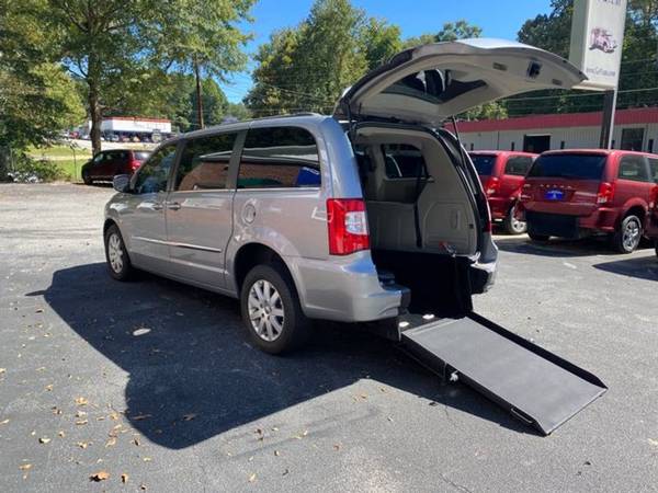 2013 Chrysler Town Country Touring wheelchair handicap for sale in dallas, GA