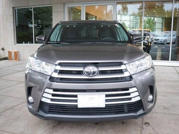 2019 Toyota Highlander All Wheel Drive XLE V6 AWD SUV for sale in Portland, OR – photo 3