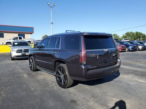 2015 Cadillac Escalade 4WD Luxury Sport Utility 4D Trades Welcome Fina for sale in Harrisonville, MO – photo 16