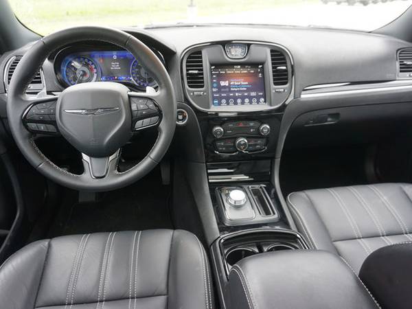 2020 Chrysler 300 300S RWD - - by dealer - vehicle for sale in Plaquemine, LA – photo 12