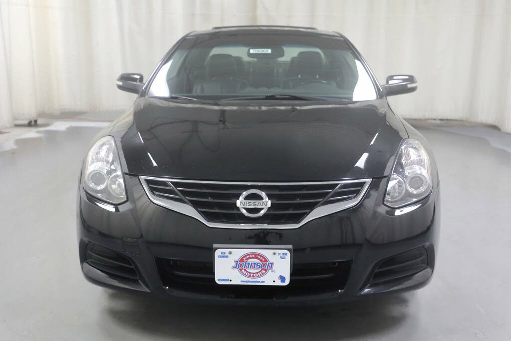 2013 Nissan Altima Coupe 2.5 S for sale in New Richmond, WI – photo 14
