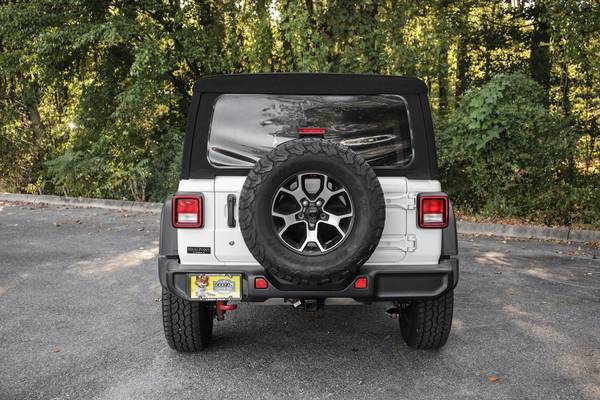 Jeep Wrangler Rubicon 4X4 SUV Bluetooth Rear Camera Low Miles Nice! for sale in Asheville, NC – photo 7