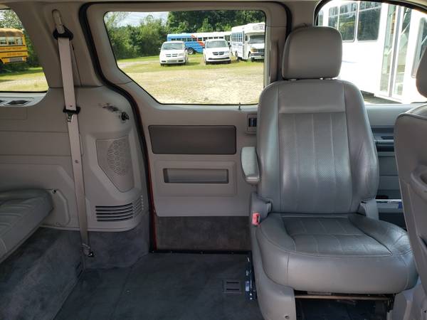 MERCURY WHEELCHAIR VAN 25k MILE HAND CONTROLS TRANSFER SEAT FREE... for sale in Jonesboro, FL – photo 20