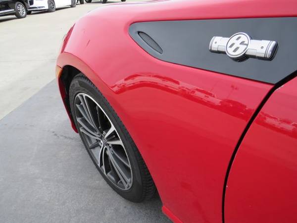 2015 Scion FR-S Coupe 2D 4-Cyl, 2 0 Liter Manual, 6-Spd Coupe for sale in Council Bluffs, NE – photo 18