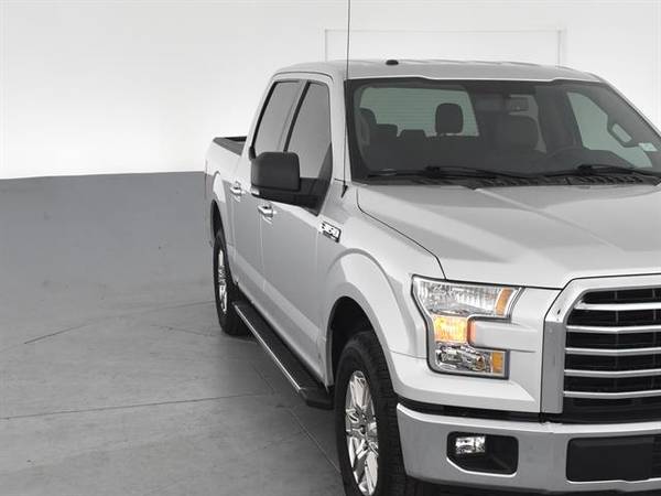 2015 Ford F150 SuperCrew Cab XLT Pickup 4D 5 1/2 ft pickup Silver - for sale in Atlanta, CO – photo 4